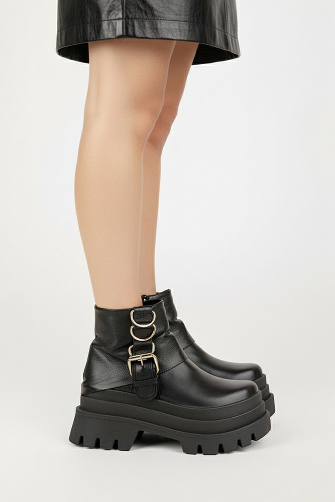 22 BOTIN ILLIAN - Imagen 1